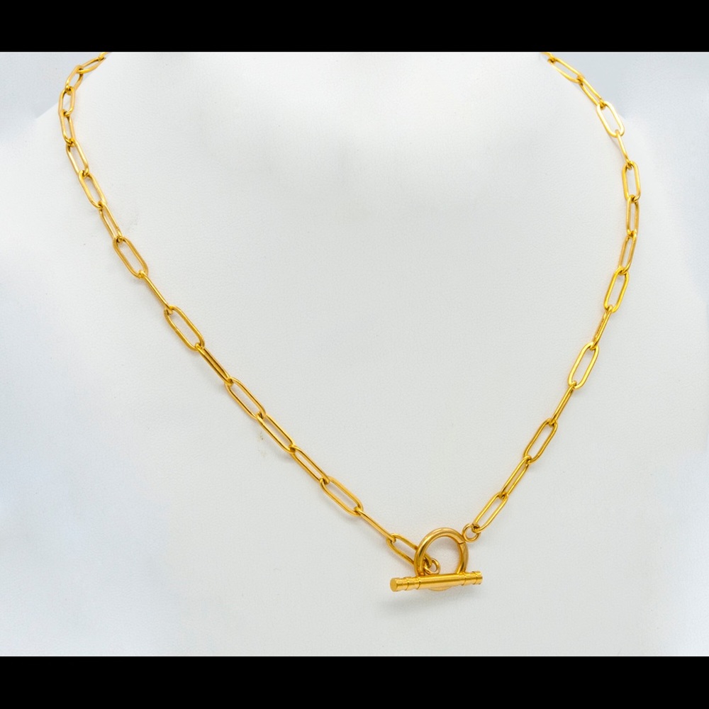 Stunning link / paper clip chain necklace